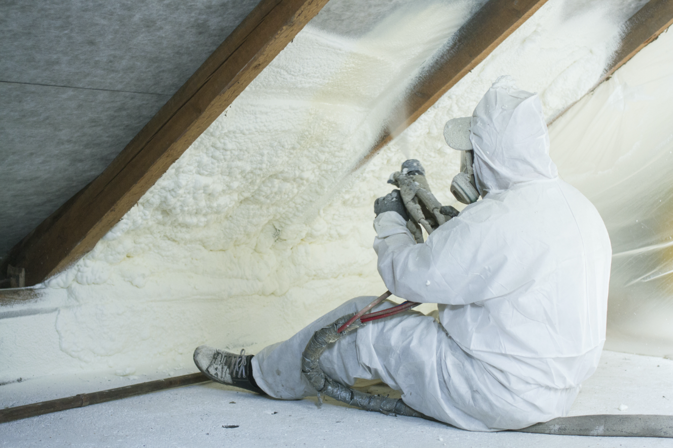 Spray Foam Insulation Hacks: Keeping Your Home Warm in Winter and Cool in Summer!